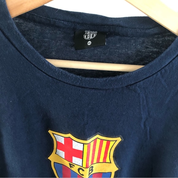 FC Barcelona fan shirt - Picture 3 of 4